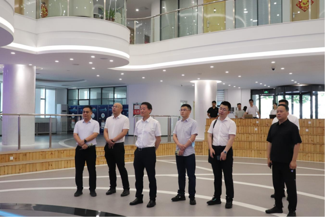 省尊龙凯时集团：“四个导向” 推动调查研究提质增效